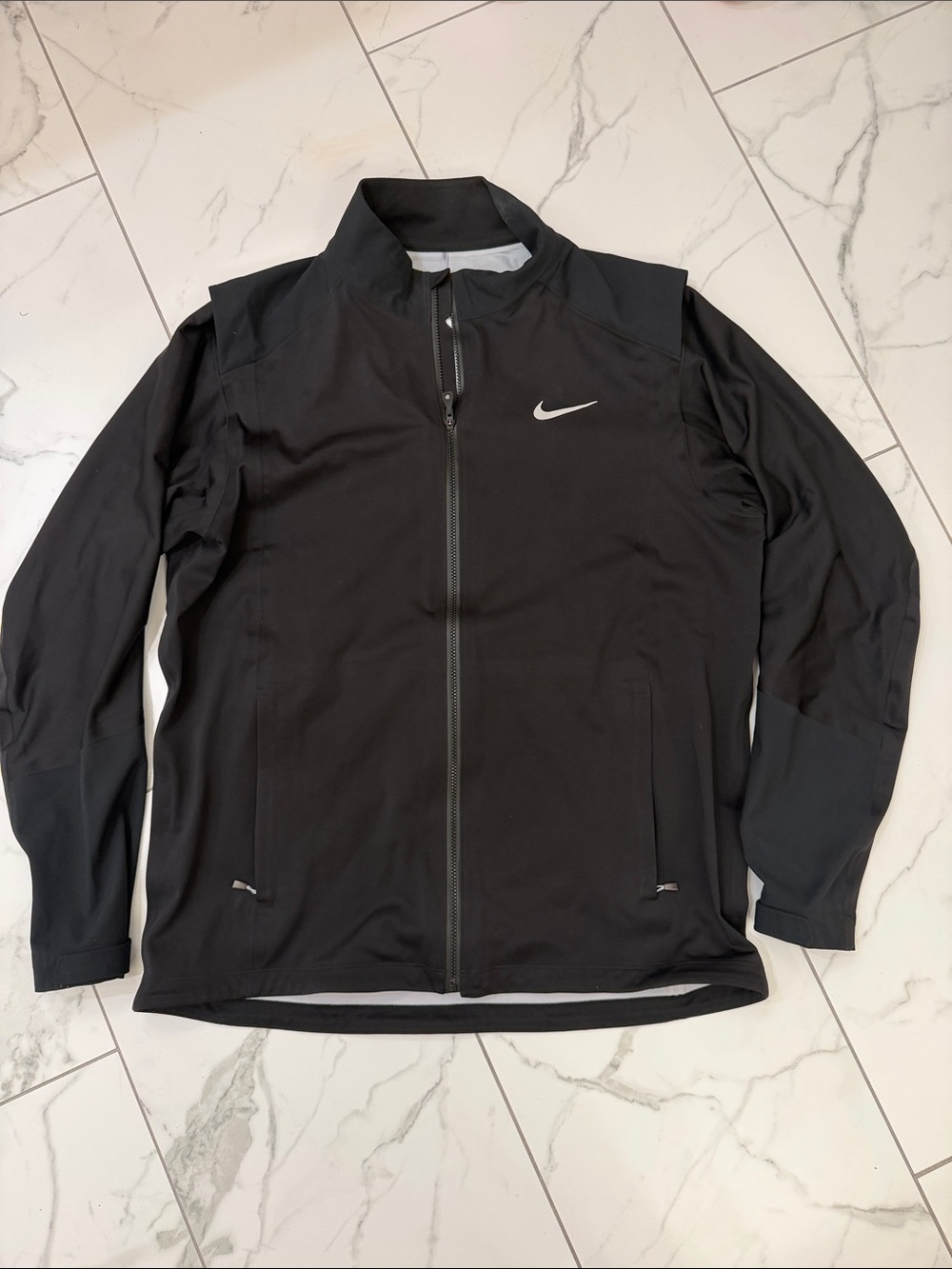 Men’s Nike Hyperadapt Storm-FIT Full-Zip Golf Jacket. New and never worn, size L